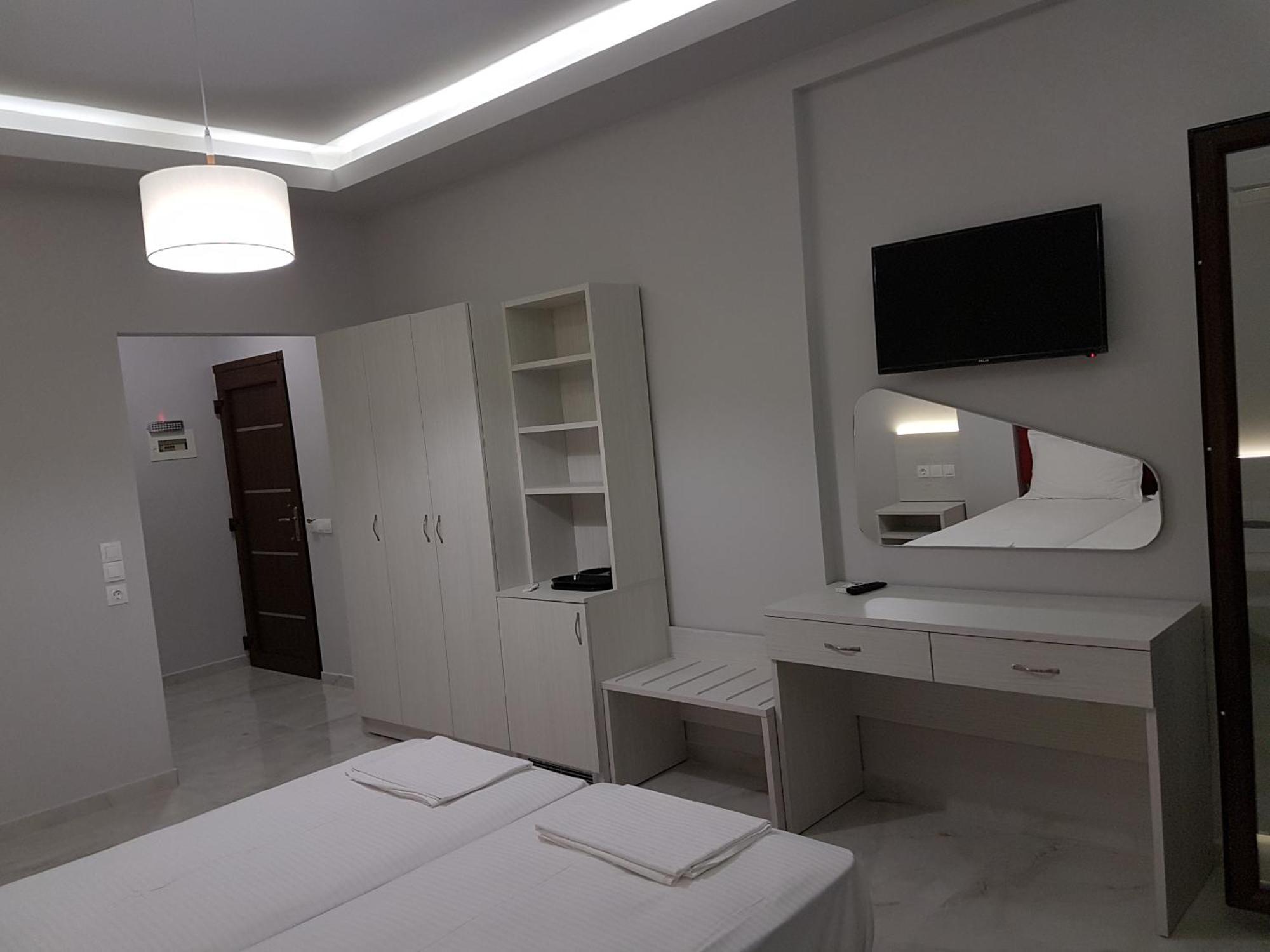 بارغا Enjoy Lichnos Bay Village, Camping, Hotel And Apartments المظهر الخارجي الصورة